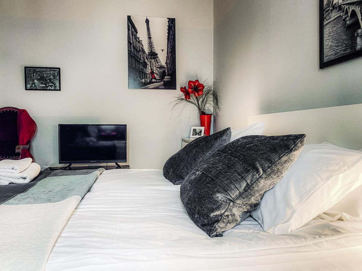 Apartment Next To Wawel Castle, Vistula River & Old Town Cracow Krakow Exterior photo