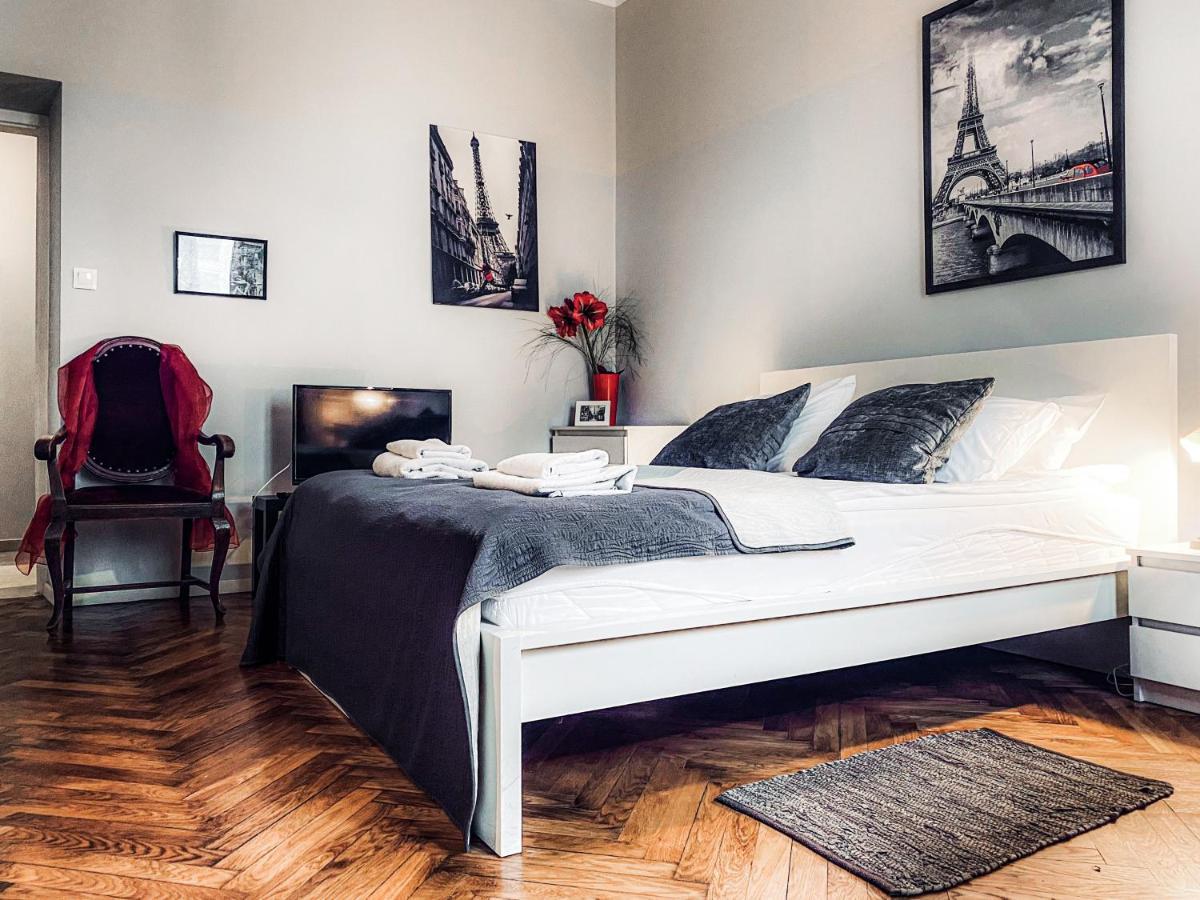 Apartment Next To Wawel Castle, Vistula River & Old Town Cracow Krakow Exterior photo